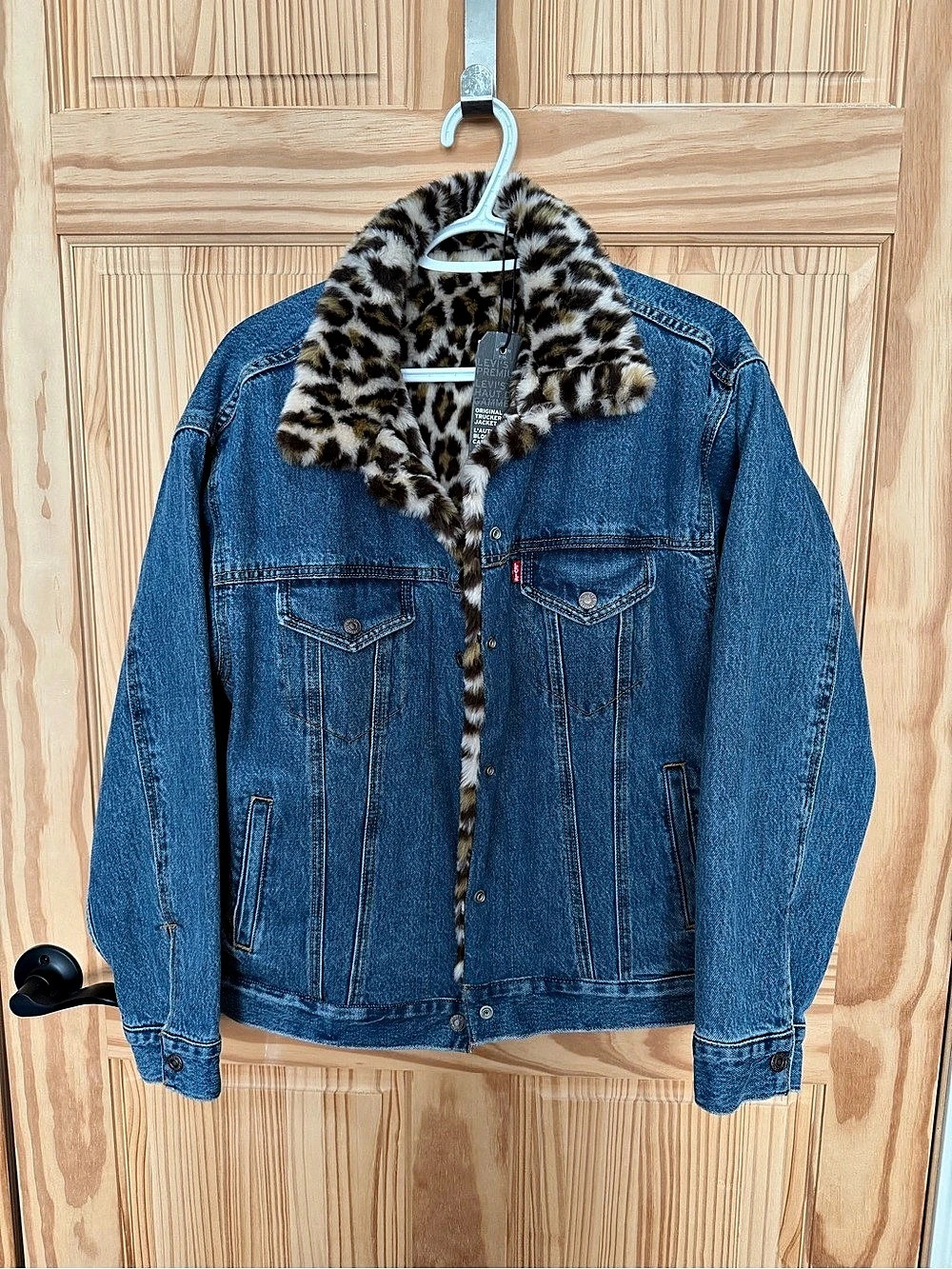 Levi's Original Trucker Jacket Leopard Faux Fur Denim Jacket